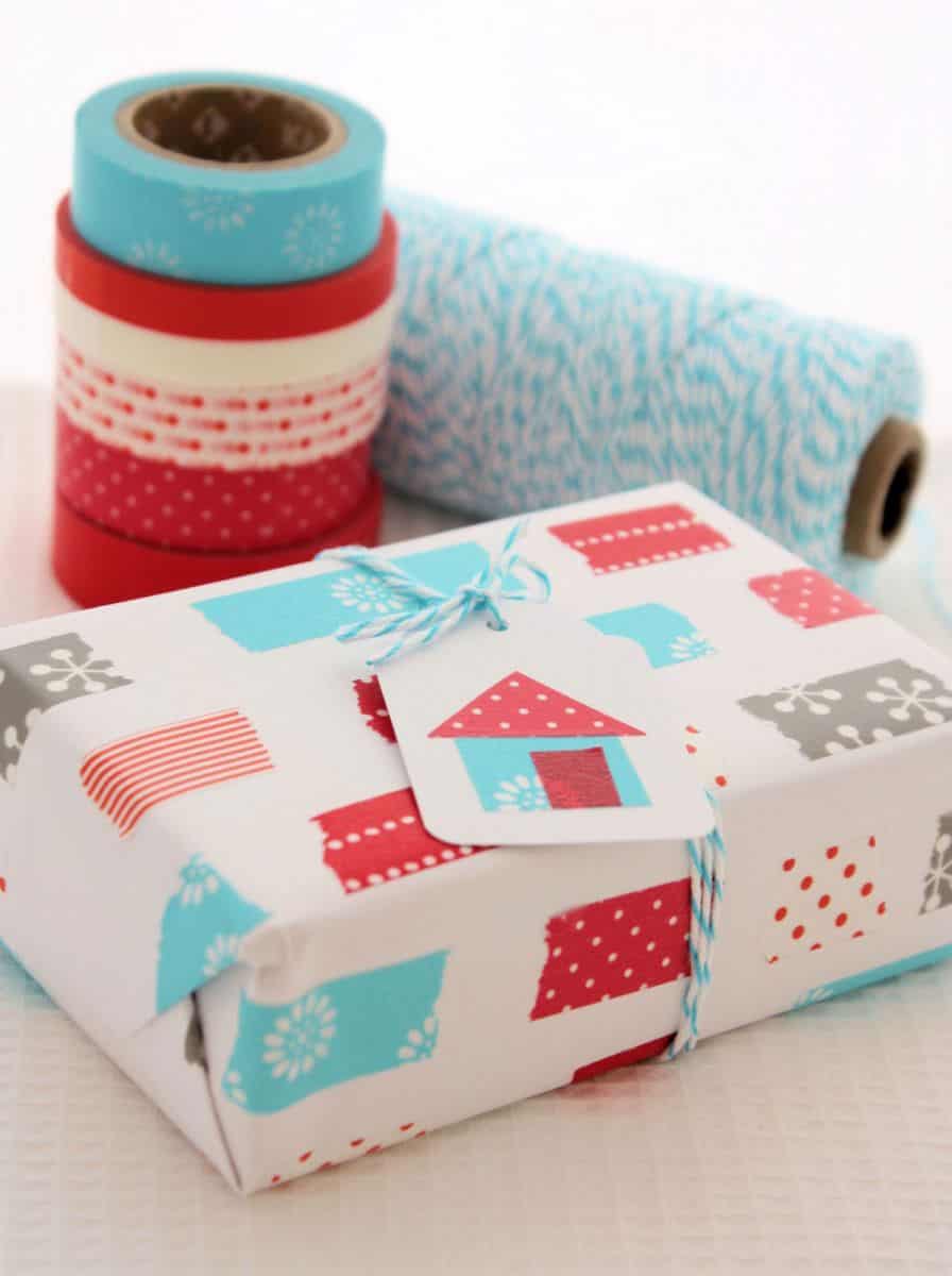 6 SIMPLE WAYS TO GIFT WRAP WITH WASHI TAPE